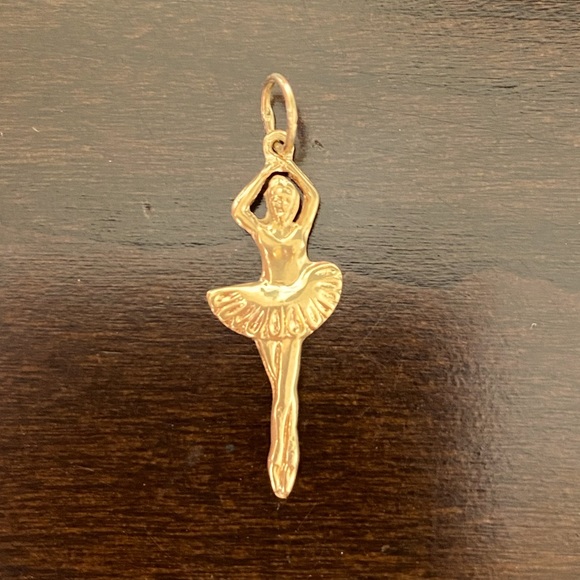 Vintage Solid 14k gold Ballet Dancer Pendant - Picture 2 of 5